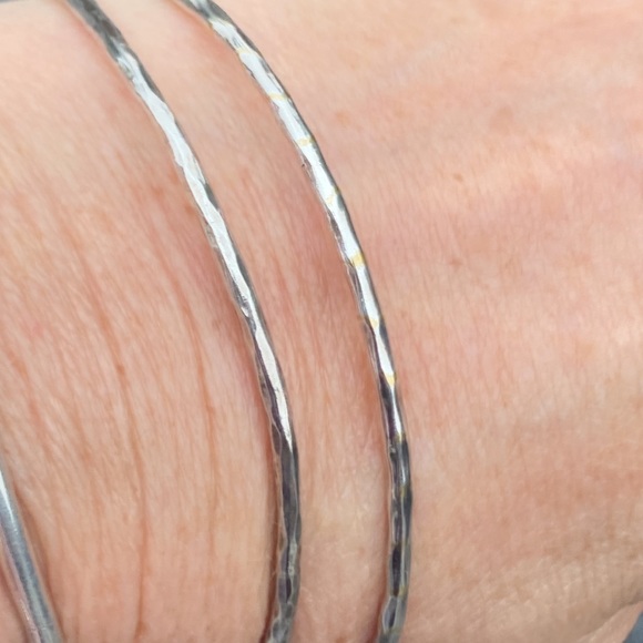 Two Sterling Silver Hammered Bangles w Copper loops & Heart Charms - Picture 6 of 7